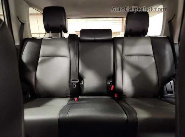 JTEBU5JR2G5331601 2016 TOYOTA 4RUNNER Silver Հետևի նստատեղերի տեսք