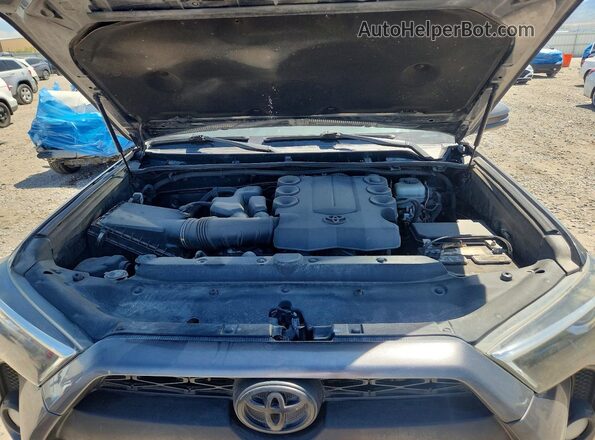 JTEBU5JR2G5359401 2016 TOYOTA 4RUNNER Gray Rear interior view