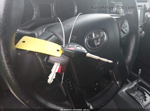 JTEBU5JR2G5365229 2016 TOYOTA 4RUNNER Gray Vista del salpicadero