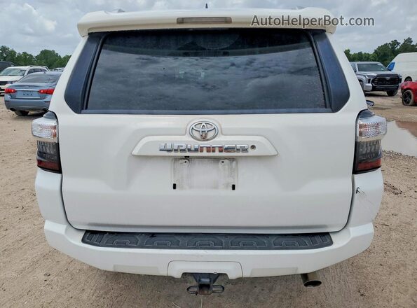 JTEBU5JR2G5384976 2016 TOYOTA 4RUNNER Белый Вид сзади