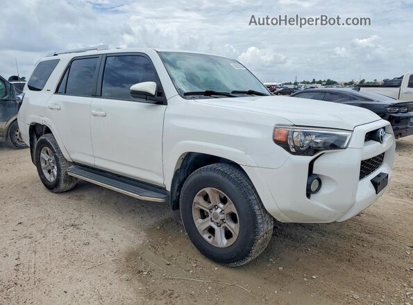 JTEBU5JR2G5384976 2016 TOYOTA 4RUNNER Белый Передняя правая четверть