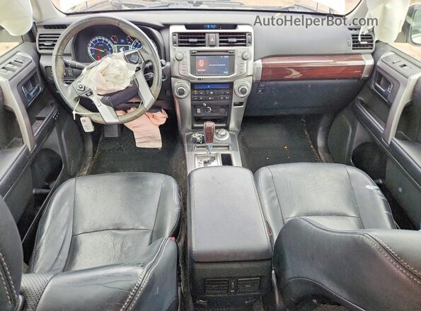JTEBU5JR2H5481421 2017 TOYOTA 4RUNNER Белый Вид панели приборов