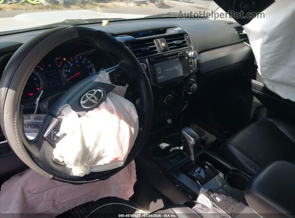 JTEBU5JR2J5498693 2018 TOYOTA 4RUNNER Silver 
