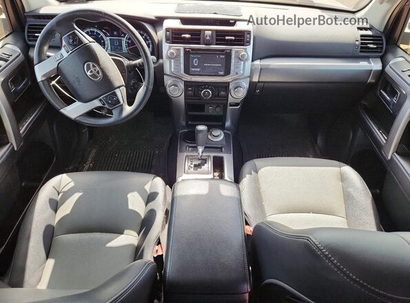 JTEBU5JR2J5590547 2018 TOYOTA 4RUNNER Blue Vista del salpicadero
