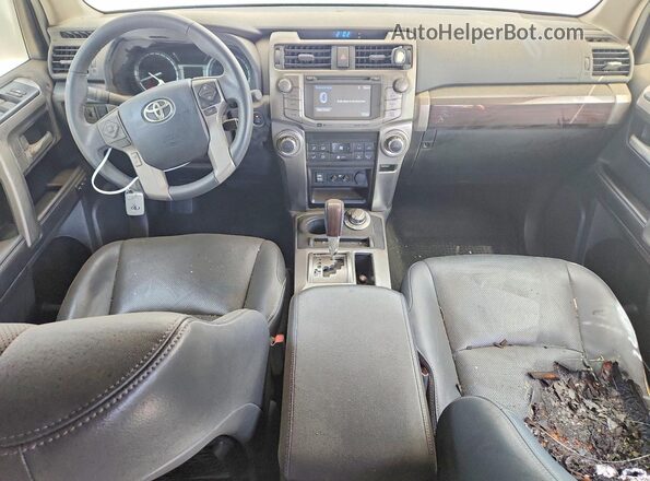 JTEBU5JR2K5654877 2019 TOYOTA 4RUNNER Белый Вид панели приборов