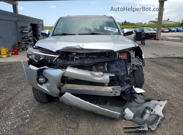 JTEBU5JR2K5691878 2019 TOYOTA 4RUNNER Silver Դիմացի տեսք