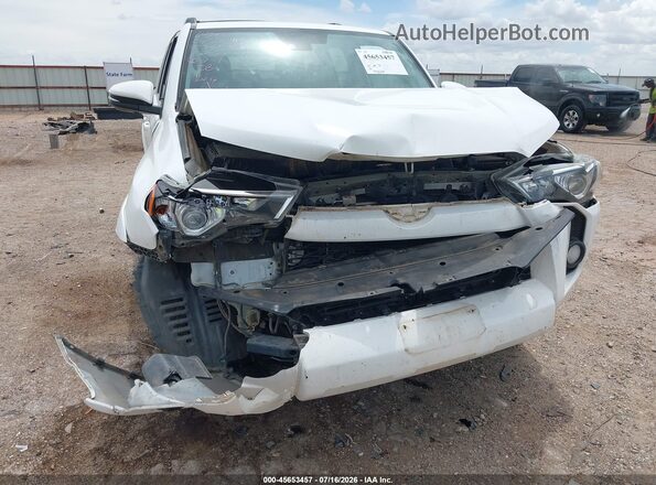 JTEBU5JR2L5816511 2020 TOYOTA 4RUNNER Белый Вид спереди