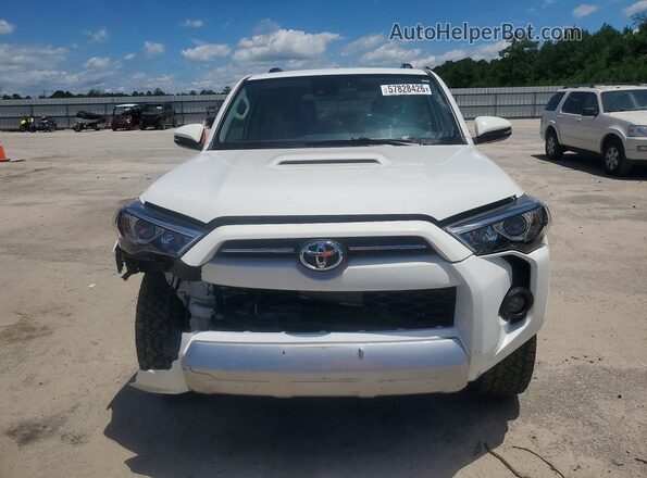 JTEBU5JR3L5805629 2020 TOYOTA 4RUNNER White Widok z przodu