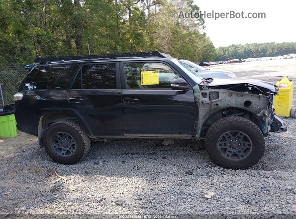 JTEBU5JR3L5825833 2020 TOYOTA 4RUNNER Black 360 interior view