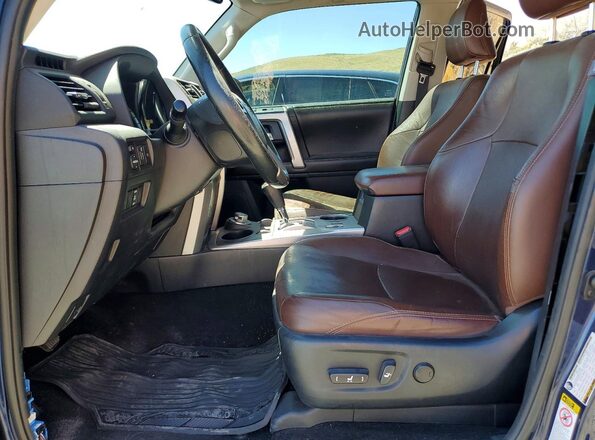 JTEBU5JR4G5348142 2016 TOYOTA 4RUNNER Синий Вид салона спереди