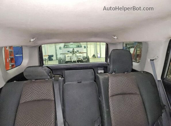 JTEBU5JR4J5604237 2018 TOYOTA 4RUNNER Silver Widok tylnych siedzeń
