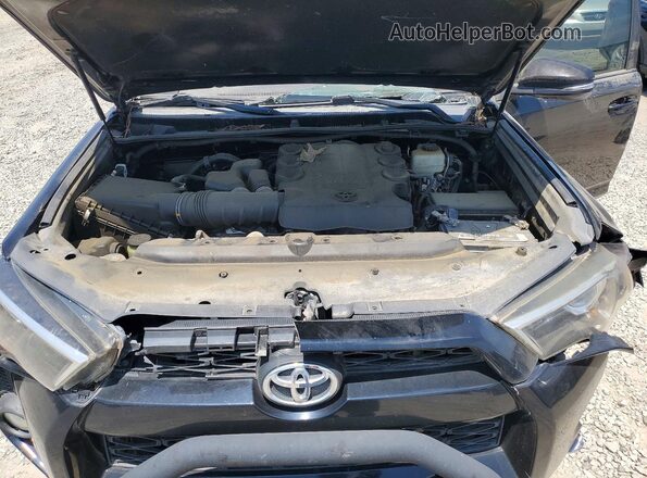 JTEBU5JR5G5362468 2016 TOYOTA 4RUNNER Black ძრავის განყოფილების ხედი