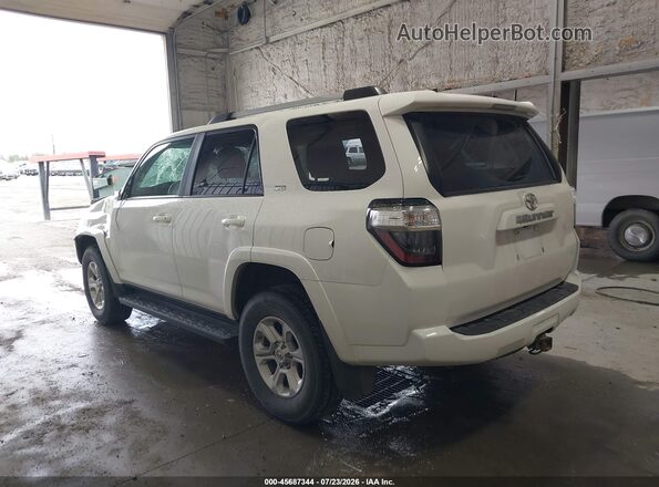 JTEBU5JR5K5680132 2019 TOYOTA 4RUNNER White Widok wnętrza 360 stopni
