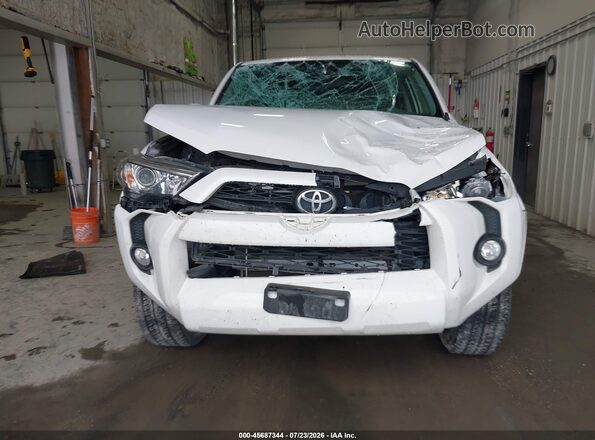 JTEBU5JR5K5680132 2019 TOYOTA 4RUNNER White Widok zestawu wskaźników