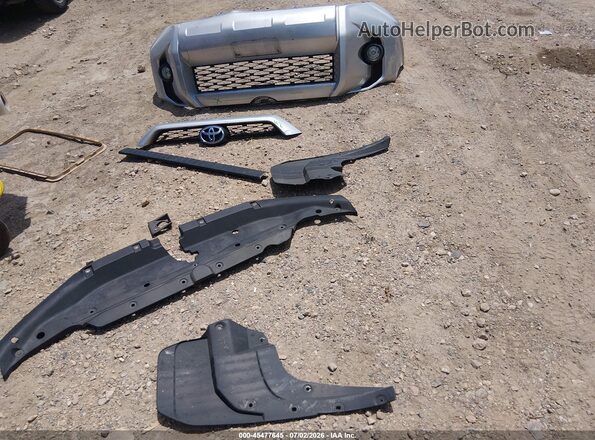 JTEBU5JR6H5454075 2017 TOYOTA 4RUNNER Серебряный Вид щитка приборов