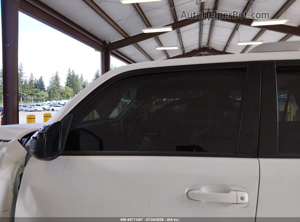 JTEBU5JR7J5584064 2018 TOYOTA 4RUNNER White 
