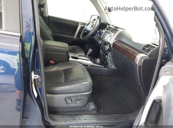 JTEBU5JR7K5647567 2019 TOYOTA 4RUNNER Blue წინა სალონის ხედი