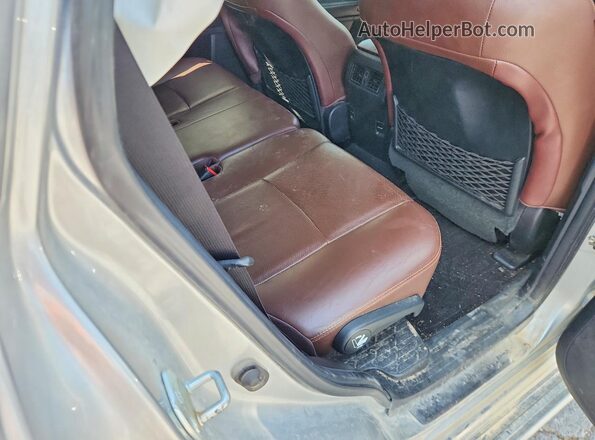 JTEBU5JR8G5315872 2016 TOYOTA 4RUNNER Silver Rear interior view
