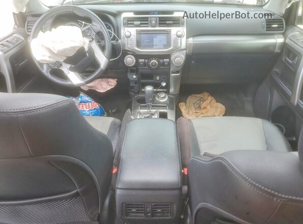 JTEBU5JR8J5509521 2018 TOYOTA 4RUNNER Gray Առջևի վահանակի տեսք