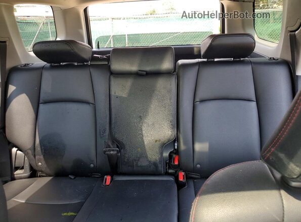 JTEBU5JR8K5653992 2019 TOYOTA 4RUNNER Белый Вид задних сидений
