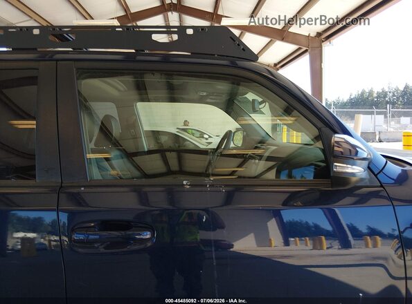 JTEBU5JR9J5492549 2018 TOYOTA 4RUNNER Navy Vista interior de 360 grados