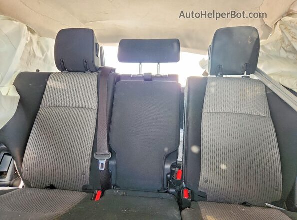 JTEBU5JR9K5636053 2019 TOYOTA 4RUNNER Silver Հետևի նստատեղերի տեսք