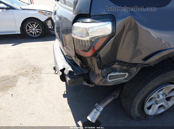 JTEBU5JRXL5747521 2020 TOYOTA 4RUNNER Black Widok z przodu