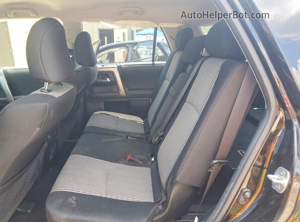 JTEEU5JR0R5306292 2024 TOYOTA 4RUNNER Black Rear interior view