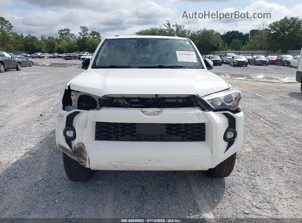 JTEEU5JR1M5228789 2021 TOYOTA 4RUNNER White Սալոնի հետևի տեսք