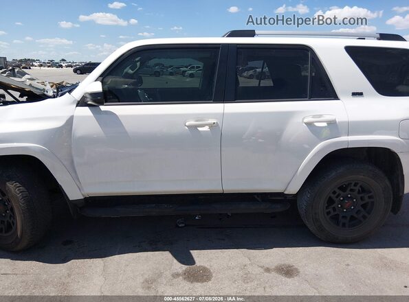 JTEEU5JR2N5276500 2022 TOYOTA 4RUNNER White Панорамний вид салону 360°