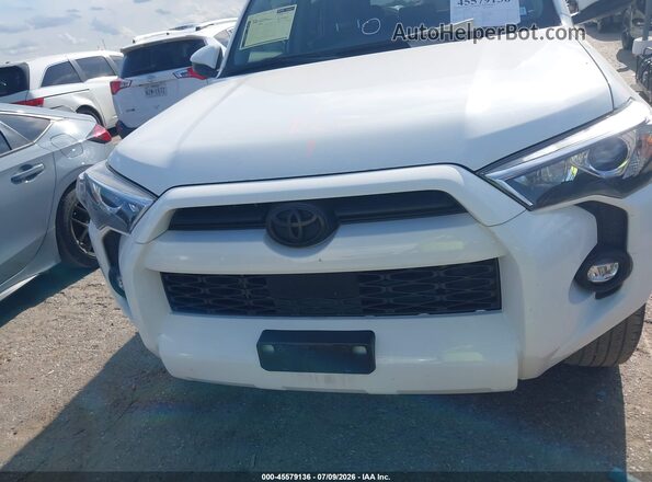 JTEEU5JR3N5259172 2022 TOYOTA 4RUNNER White Instrument cluster view