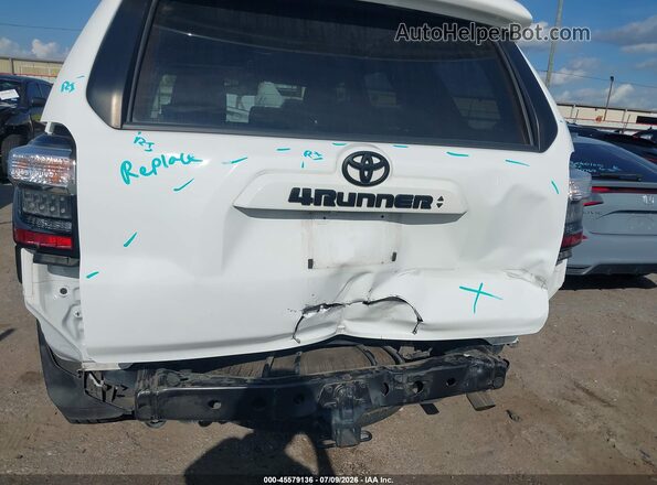JTEEU5JR3N5259172 2022 TOYOTA 4RUNNER White Front view
