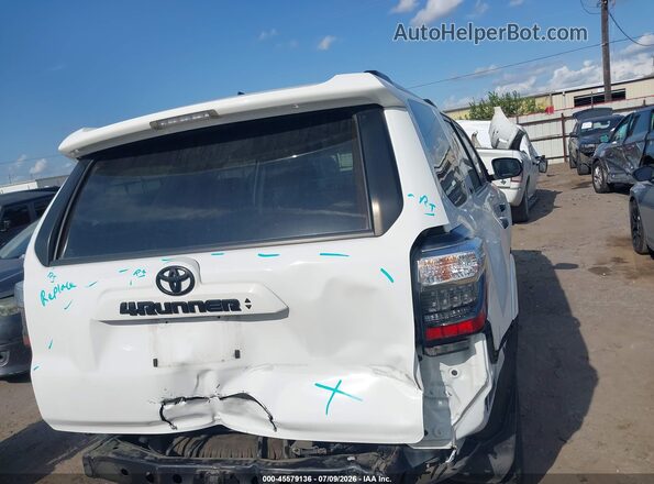 JTEEU5JR3N5259172 2022 TOYOTA 4RUNNER White 