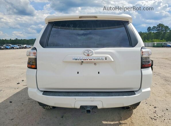 JTEEU5JR8M5250319 2021 TOYOTA 4RUNNER White Vista trasera