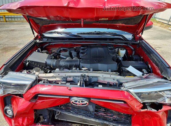 JTEEU5JR8P5286208 2023 TOYOTA 4RUNNER Красный Вид подкапотного пространства