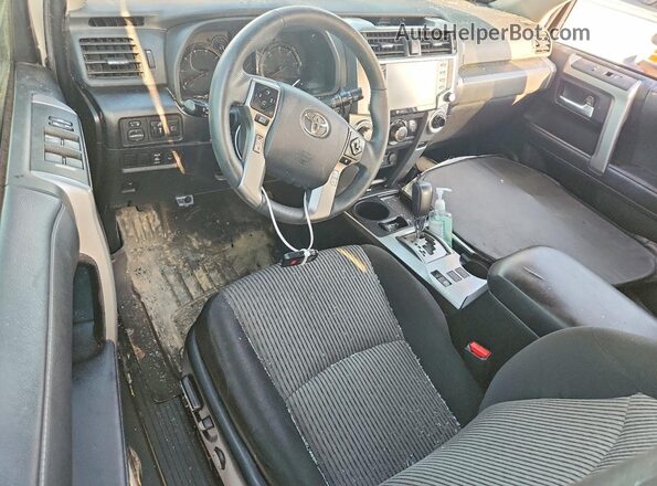 JTEEU5JRXP5285240 2023 TOYOTA 4RUNNER Белый Вид панели приборов