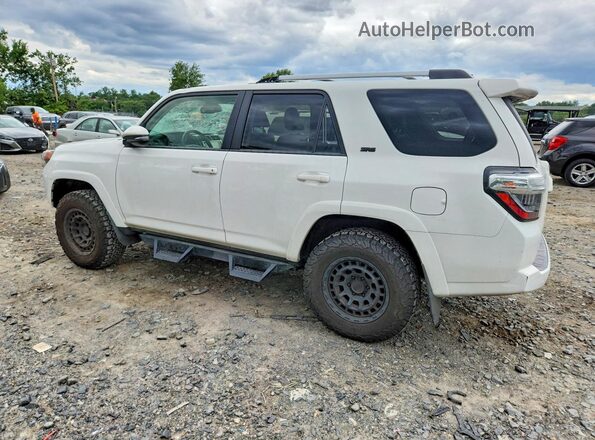 JTEFU5JR5N5262675 2022 TOYOTA 4RUNNER Белый Задняя левая четверть