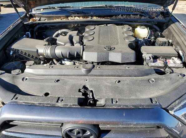 JTEJU5JR2M5855712 2021 TOYOTA 4RUNNER Серый Вид подкапотного пространства