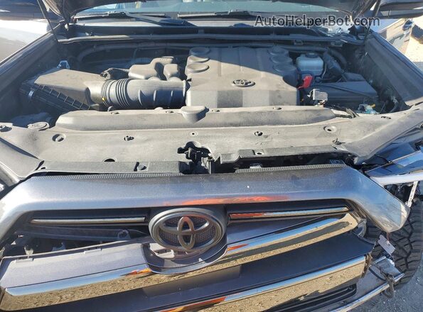 JTEJU5JRXM5955220 2021 TOYOTA 4RUNNER Gray ძრავის განყოფილების ხედი