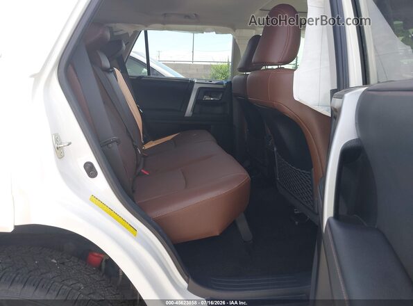 JTEKU5JR2N6073751 2022 TOYOTA 4RUNNER White Vista de la etiqueta del VIN