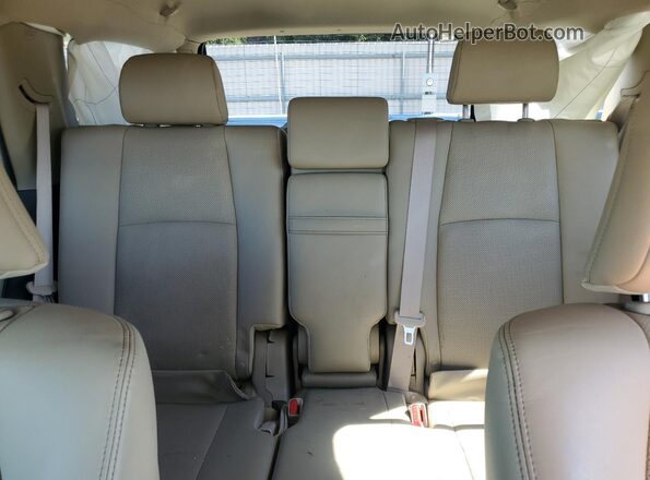 JTEKU5JR3P6158150 2023 TOYOTA 4RUNNER White Вид задніх сидінь