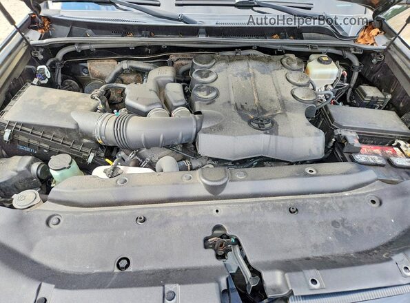 JTEKU5JR4M5869390 2021 TOYOTA 4RUNNER Black Շարժիչի բաժամունքի տեսք