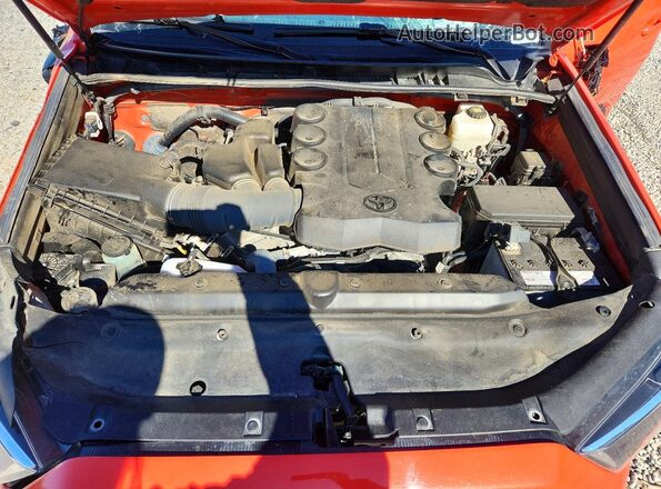 JTELU5JR4P6152278 2023 TOYOTA 4RUNNER Orange Vista del compartimento del motor