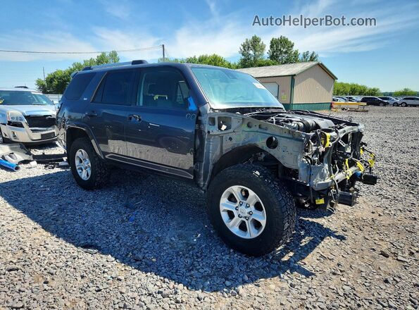 JTEMU5JR0M5948144 2021 TOYOTA 4RUNNER Серый Передняя правая четверть