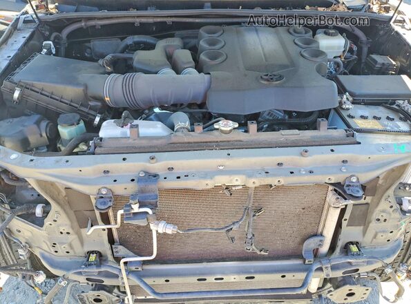 JTEMU5JR1M5953322 2021 TOYOTA 4RUNNER Black Widok komory silnika