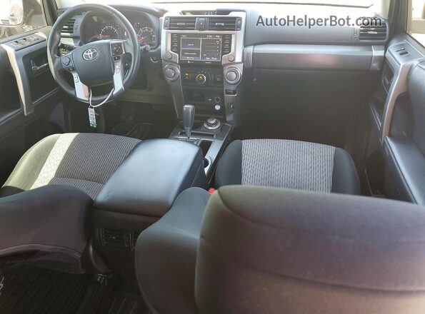 JTEMU5JR1M5953322 2021 TOYOTA 4RUNNER Black Widok deski rozdzielczej