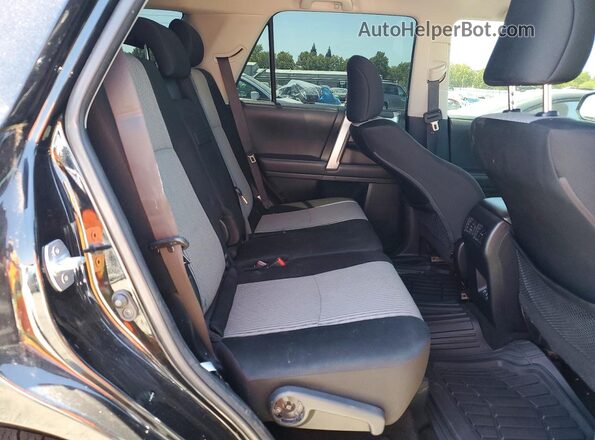 JTEMU5JR1M5953322 2021 TOYOTA 4RUNNER Black Widok wnętrza z tyłu