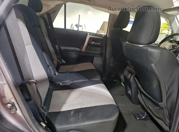 JTEMU5JR2M5867999 2021 TOYOTA 4RUNNER Серый Вид задней части салона