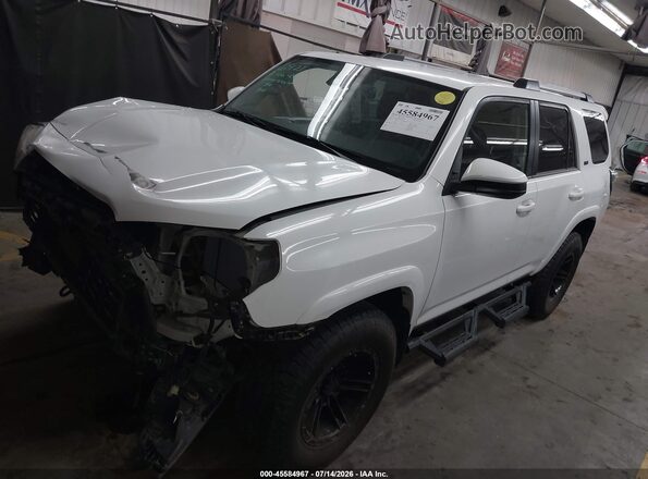 JTEMU5JR2M5933922 2021 TOYOTA 4RUNNER White წინა მარცხენა ხედი სამი მეოთხედიდან