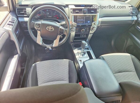 JTEMU5JR2N6043951 2022 TOYOTA 4RUNNER White Widok deski rozdzielczej